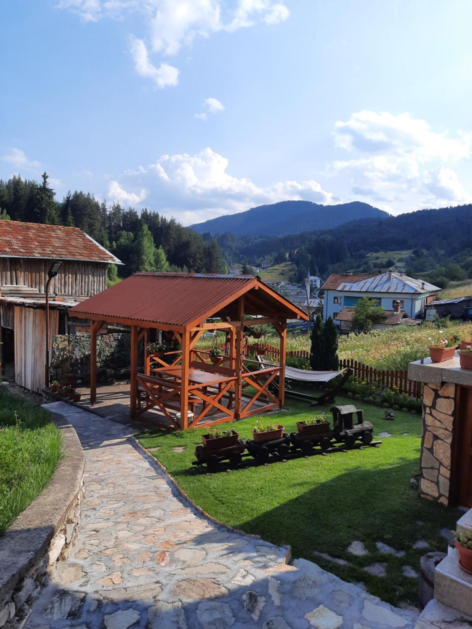 Вила Здравец Yagodina Buitenkant foto
